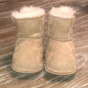 Baby Ugg Uggs Small (6-12 months)